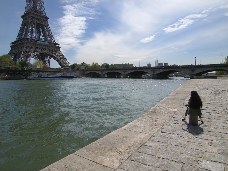 photo "Finding Eiffel tower (11)" tags: misc., 