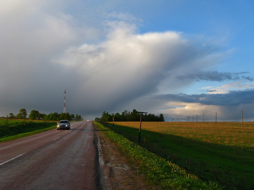 photo "May on the rainy road" tags: landscape, clouds, spring