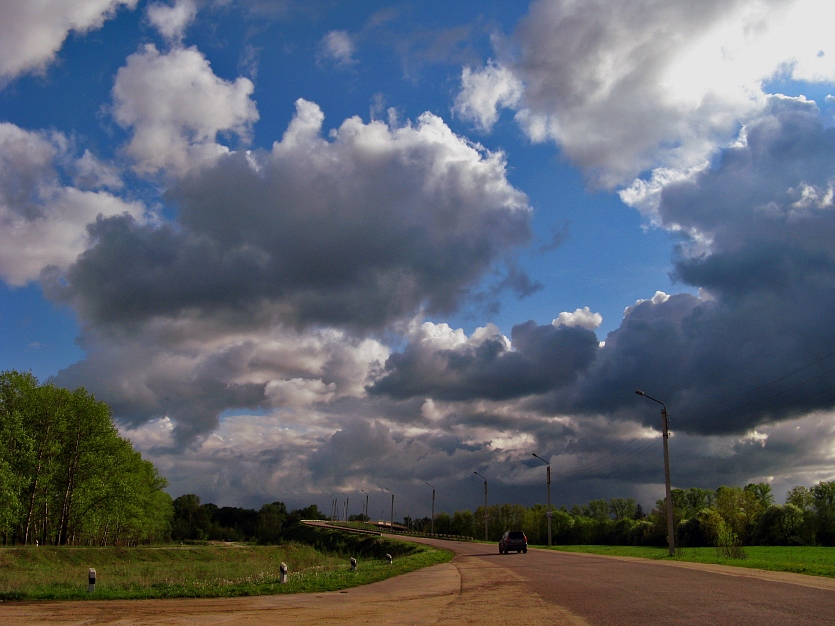 photo "May with no subject" tags: landscape, clouds, spring