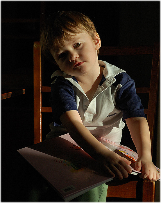 photo "Reader" tags: portrait, children