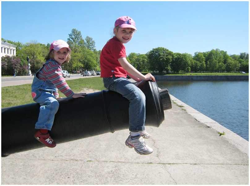 photo "Sisters" tags: portrait, children