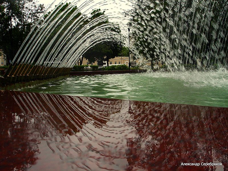 photo "фонтан,вода,город,брызги" tags: landscape, water