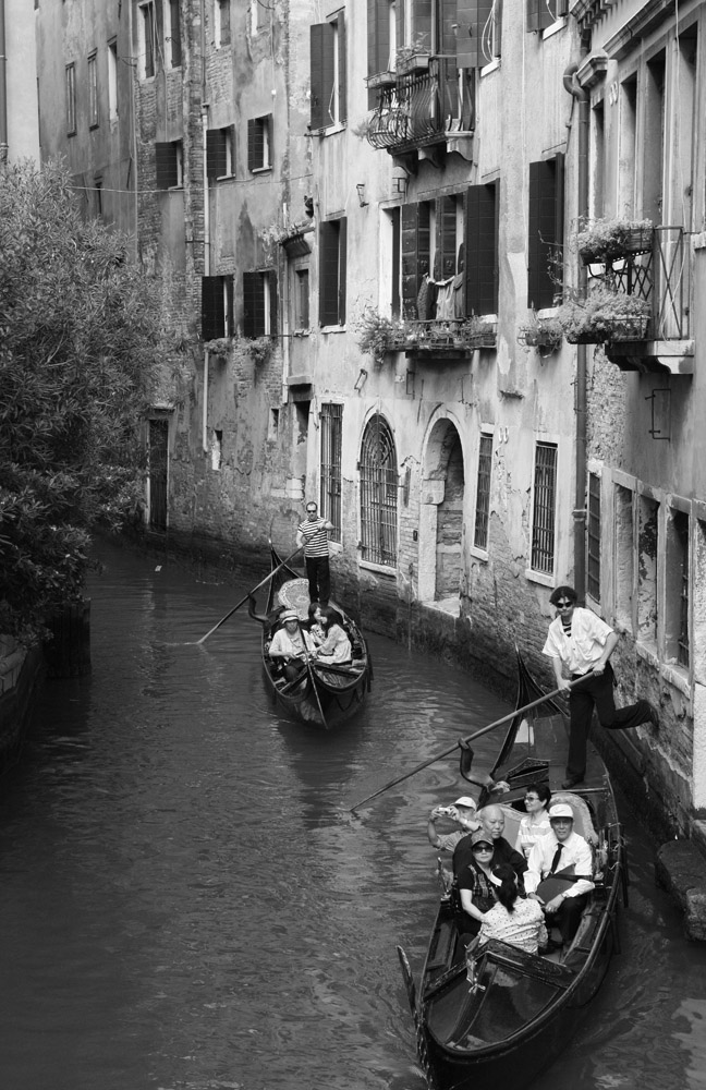 photo "Sic transit gloria mundi" tags: travel, black&white, Europe