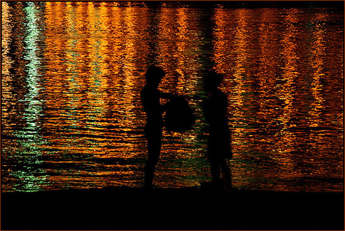 photo "***" tags: reporting, landscape, night