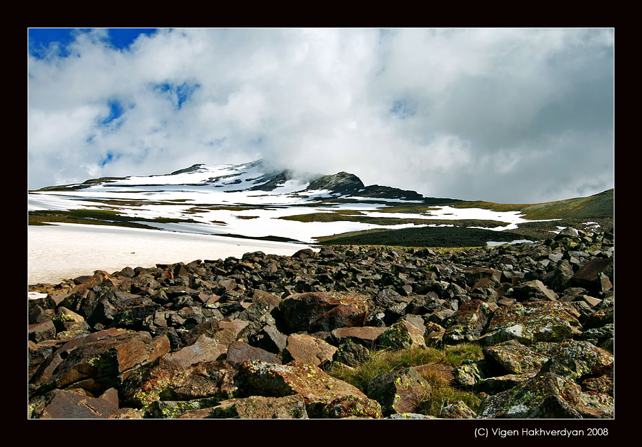 photo "Stones of Aragats" tags: landscape, travel, mountains