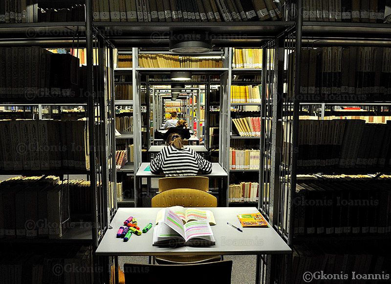 photo "Biblioteka Uniwersytecka" tags: travel, genre, Europe
