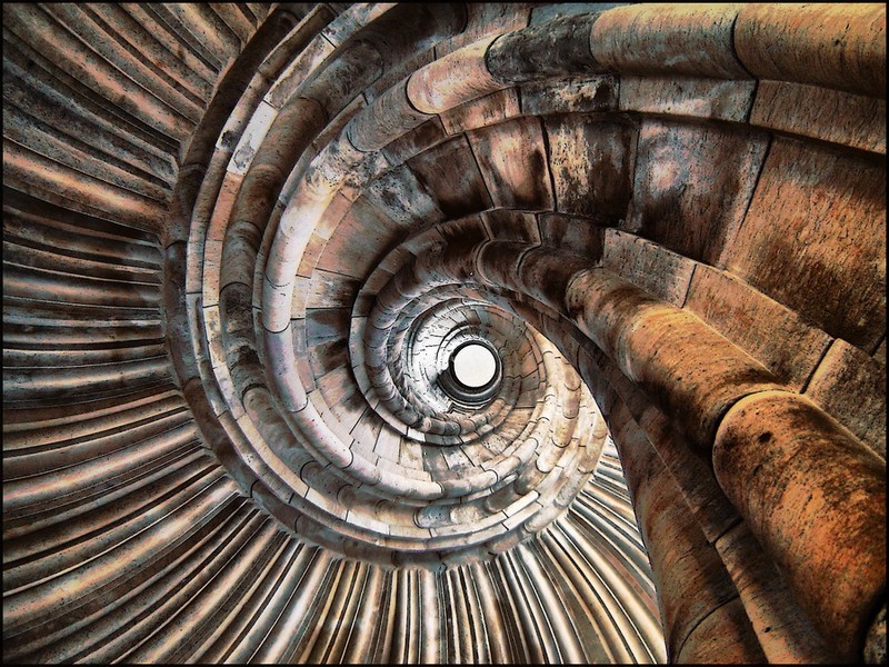 фото "Винтовая лестница замка Хартенфельс (Торгау)" метки: архитектура, фрагмент, пейзаж, 
