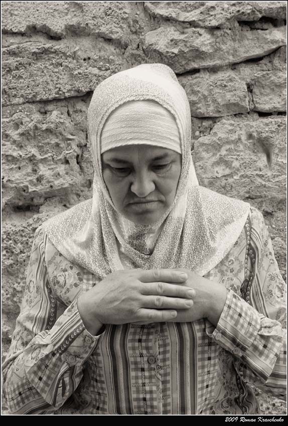 photo "***" tags: portrait, black&white, woman