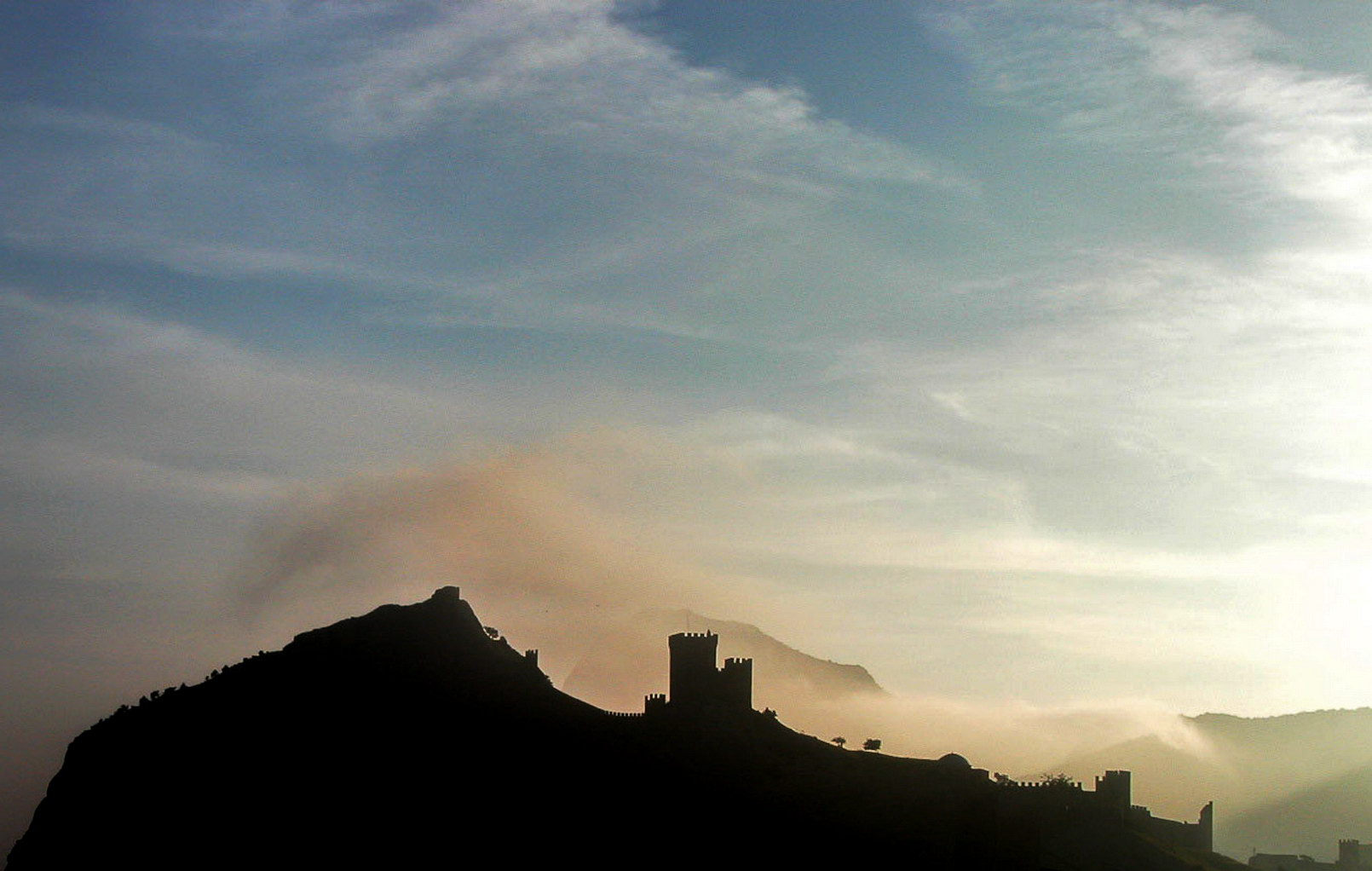 photo "Fantasy world" tags: landscape, architecture, mountains
