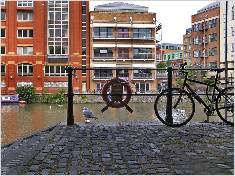 photo "Bristol. Details" tags: architecture, travel, landscape, Europe