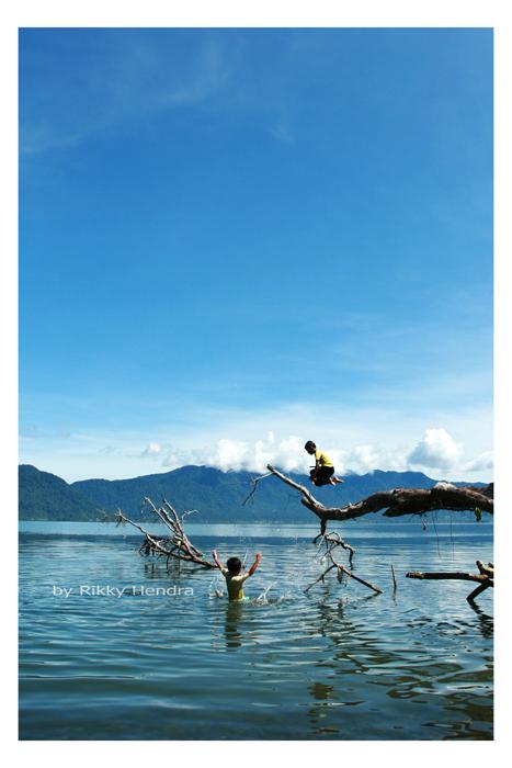photo "Jump" tags: landscape, portrait, 