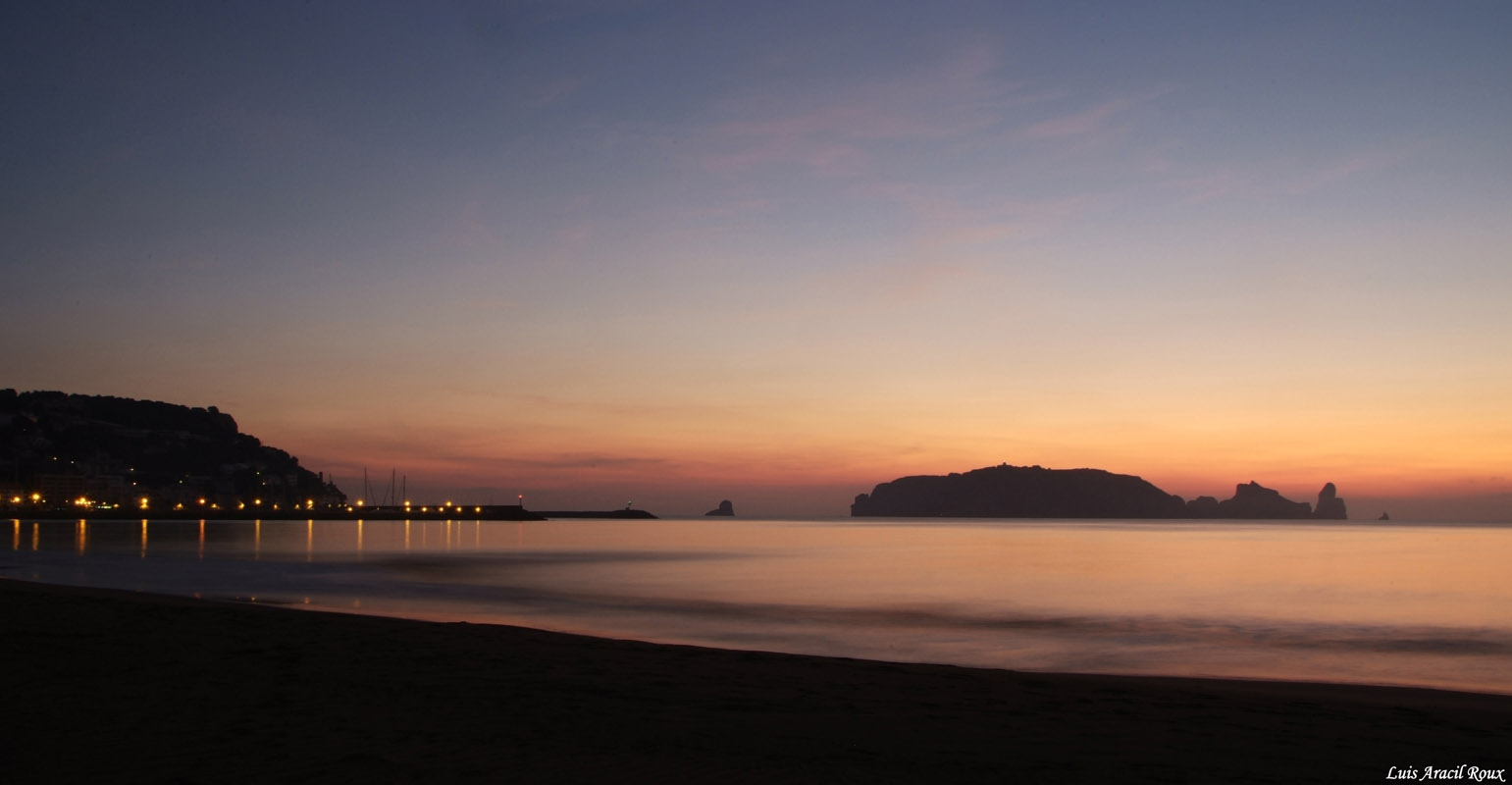 photo "amanecer (islas medas)" tags: landscape, water