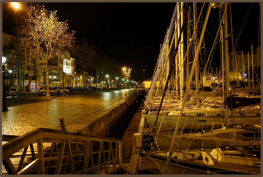 photo "Night parking" tags: landscape, travel, Europe, night