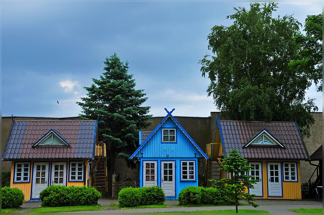 photo "small houses" tags: architecture, travel, landscape, Europe