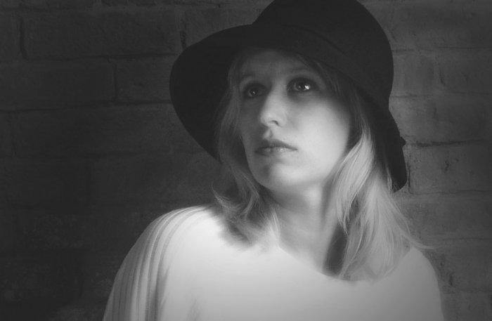 photo "***" tags: portrait, woman