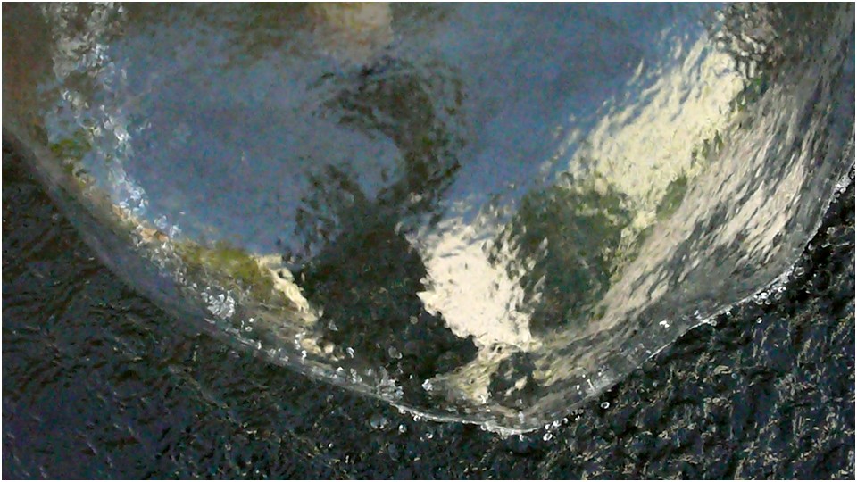 photo "fountain bubble" tags: abstract, still life, 