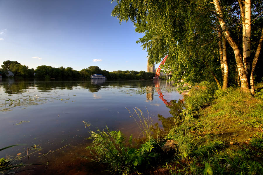 photo "It's Moscow too..." tags: landscape, city, water