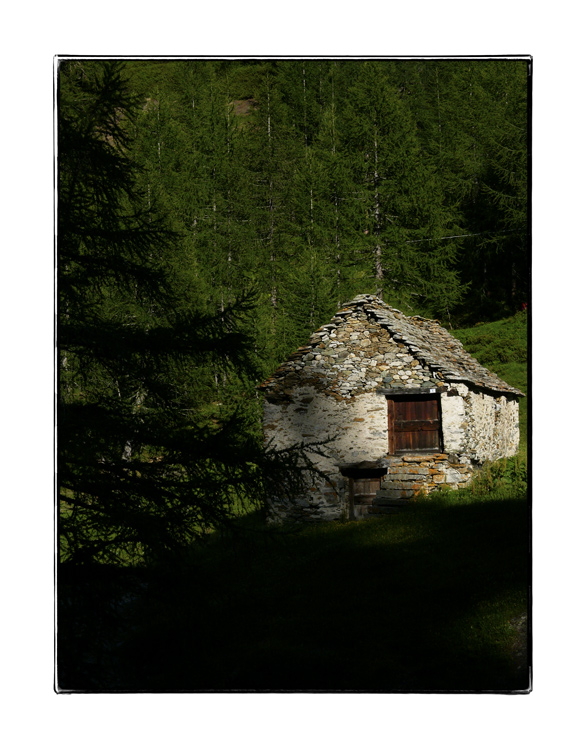 photo "La Baita" tags: architecture, landscape, mountains