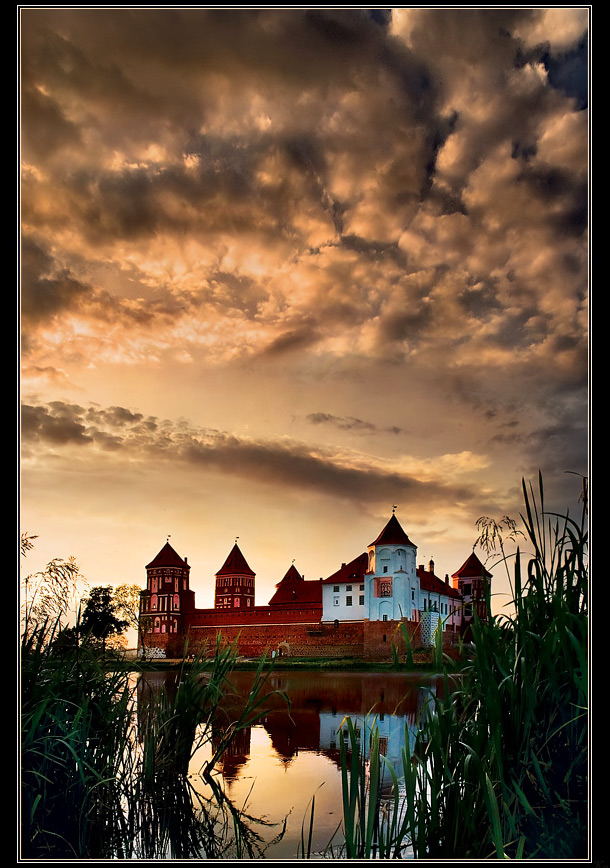 фото "Мирский замок" метки: архитектура, пейзаж, закат