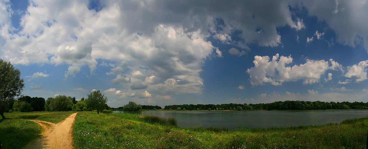 photo "***" tags: landscape, clouds, water