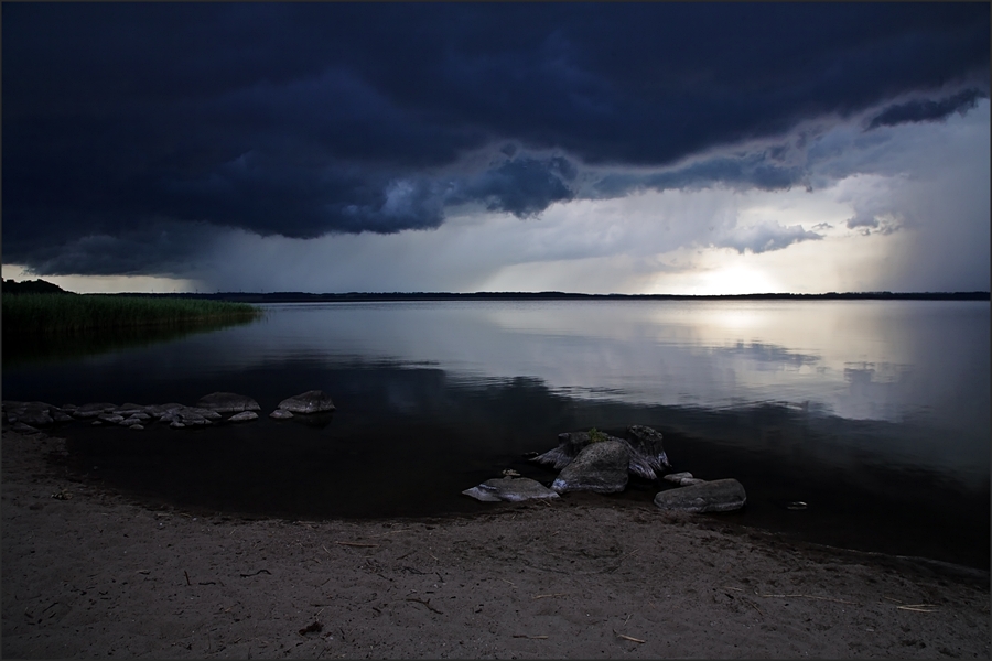 photo "Before the thunderstorm" tags: landscape, water