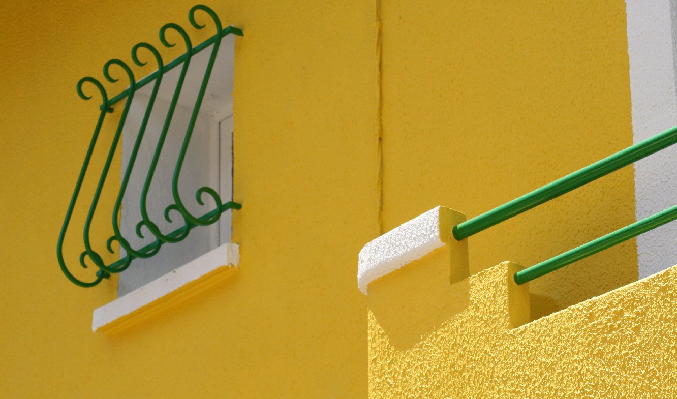 photo "yellow, green and white" tags: architecture, landscape, 