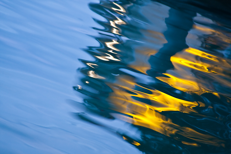 photo "Golden Reflection" tags: abstract, landscape, water