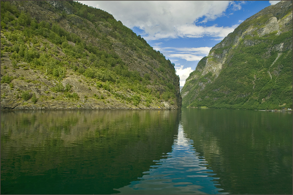 photo "narrow fiord" tags: landscape, travel, Europe, mountains