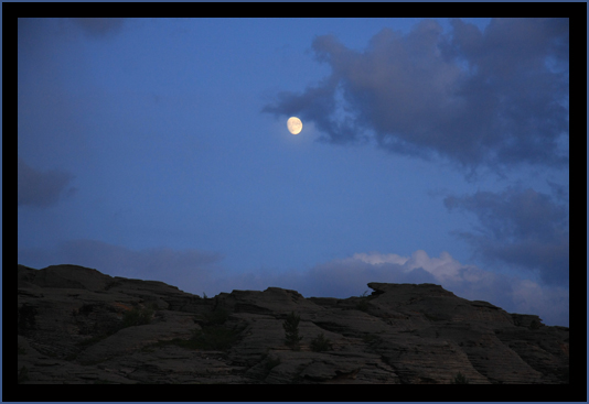 photo "***" tags: landscape, mountains, night