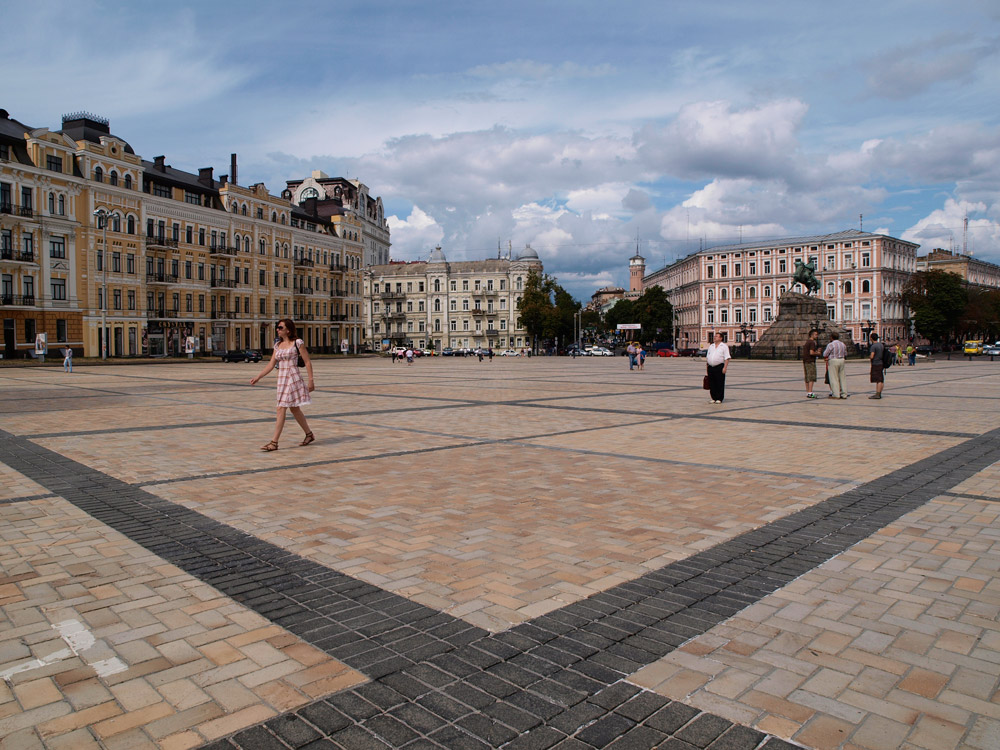 фото "Площадь Б.Хмельницкого" метки: архитектура, город, пейзаж, 