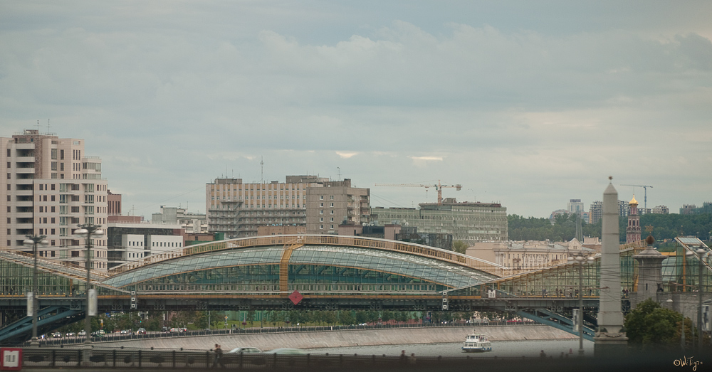 photo "Blue type of blue wagon" tags: architecture, city, landscape, 