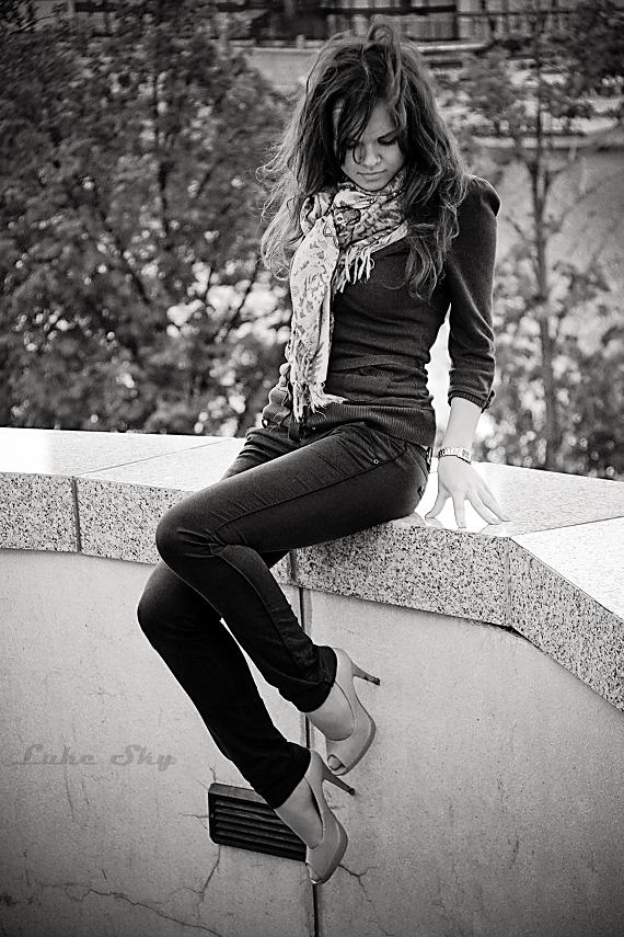 photo "***" tags: portrait, woman