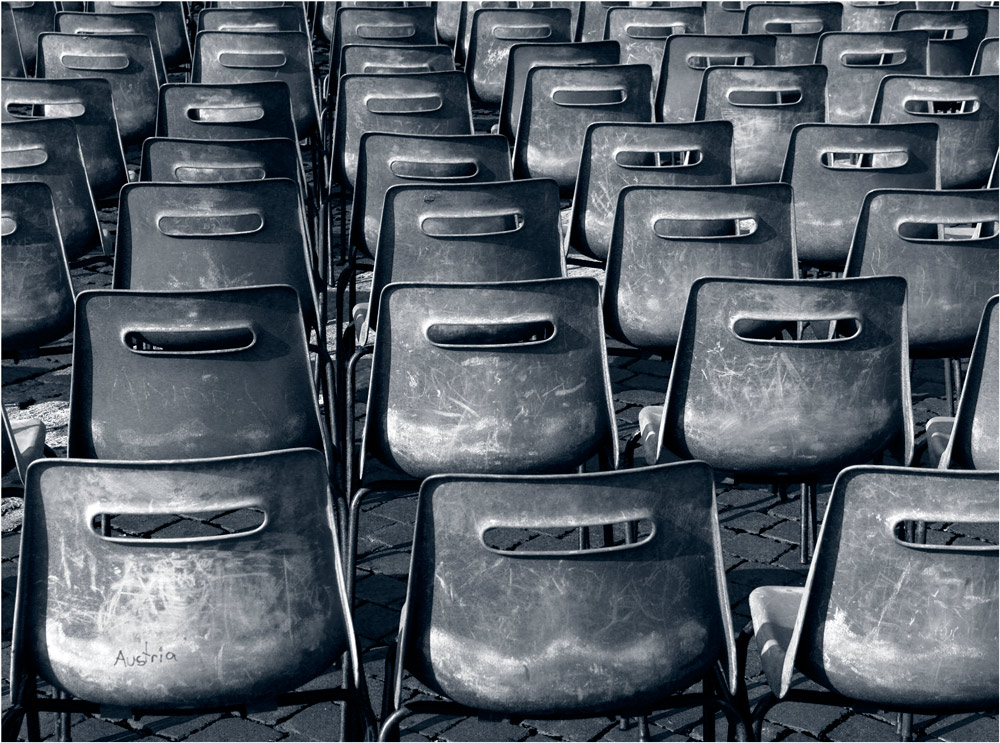 photo "mood" tags: black&white, city, 