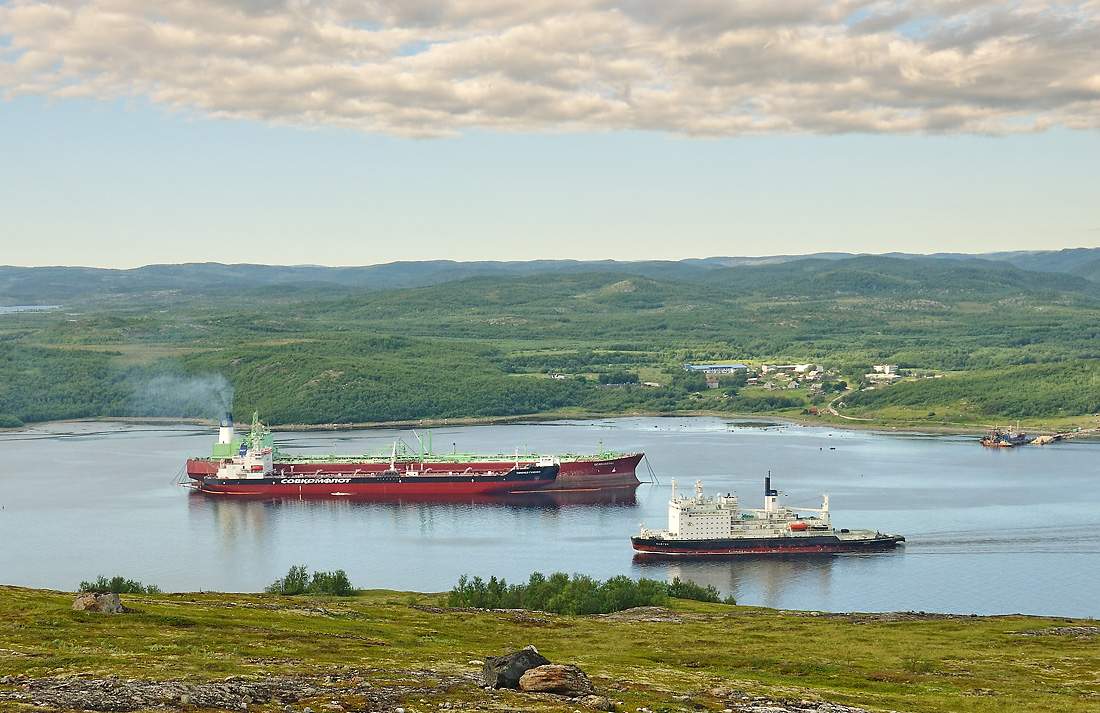 photo "Tightness of the Kola Bay" tags: landscape, technics, 