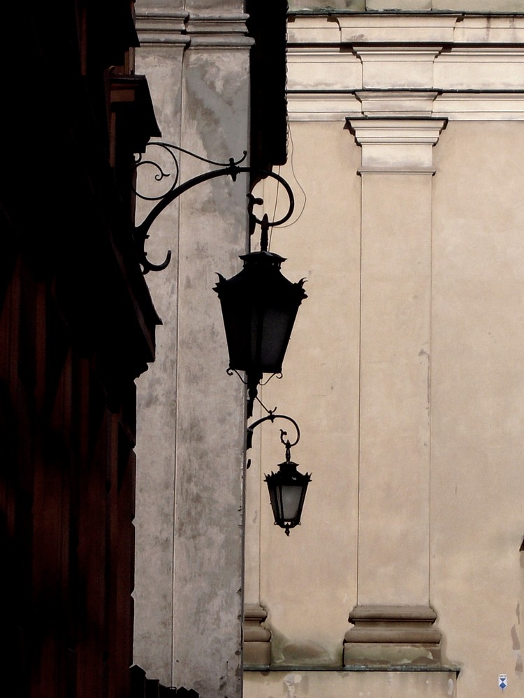 photo "Lamps" tags: architecture, landscape, 
