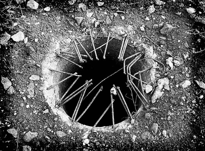 photo "Something other..." tags: abstract, black&white, 