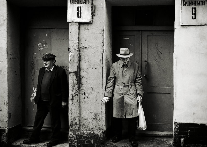 photo "***" tags: black&white, genre, 