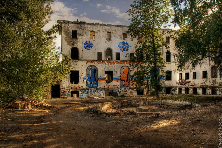 фото "В ярких красках надежды на новую жизнь" метки: архитектура, пейзаж, 