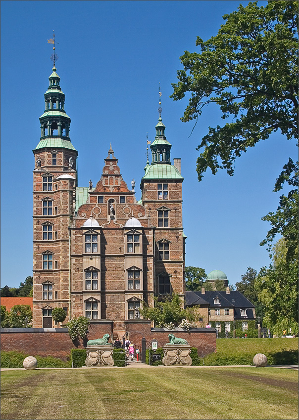 photo "Treasury Danish kings" tags: architecture, travel, landscape, Europe