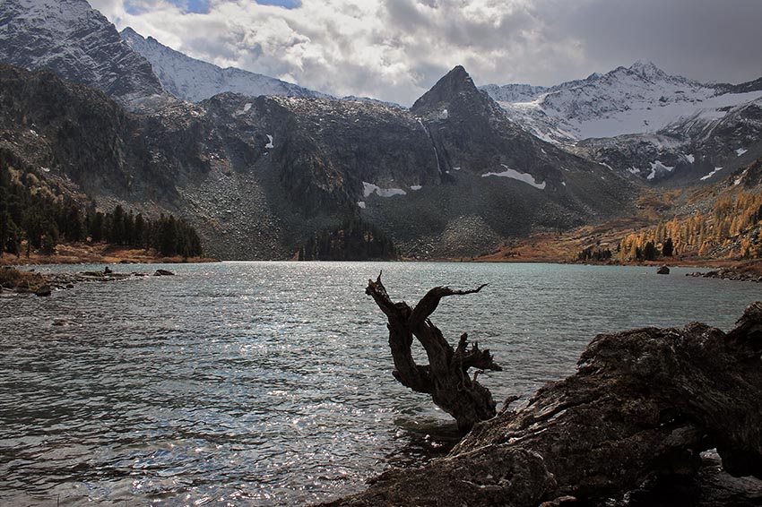 photo "Under the grey sky" tags: landscape, autumn, mountains