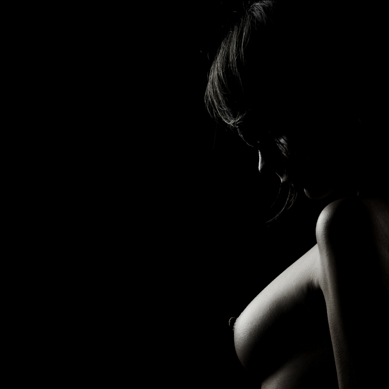 photo "Obscure #3" tags: nude, Art, beautiful, beauty, bodyscape, girl, light, model, studio, woman, women