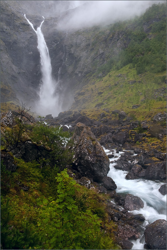 photo "Cloud and waterfall" tags: landscape, mountains, water