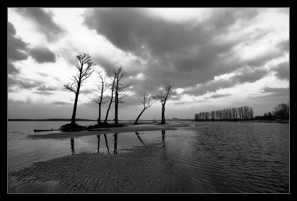 photo "***" tags: landscape, black&white, water