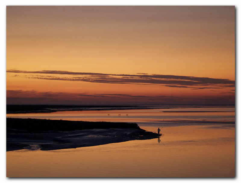 photo "The Fisherman" tags: landscape, sunset, water