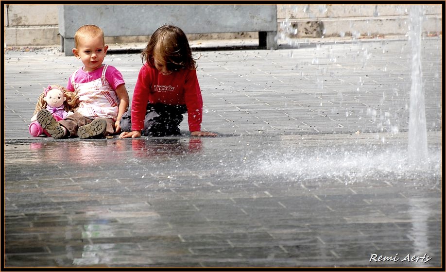 photo "Water fun" tags: portrait, reporting, children