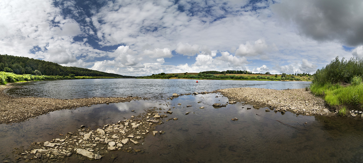 photo "At a red float" tags: landscape, panoramic, water
