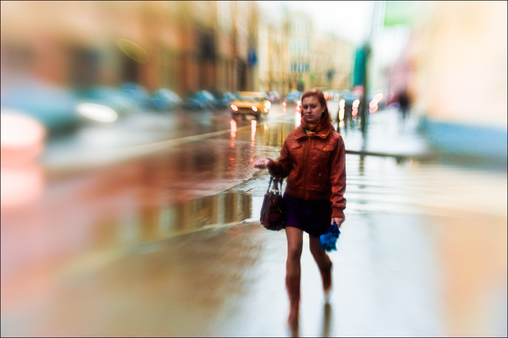 photo "to catch an autumn rain" tags: street, genre, city, 