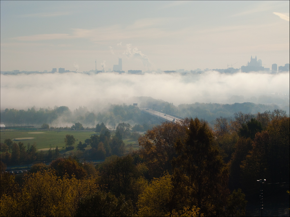 photo "Moscow River clouding" tags: landscape, autumn
