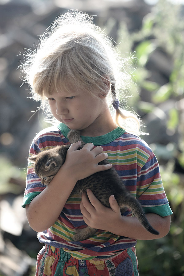 photo "Retrato con un gatito" tags: portrait, children