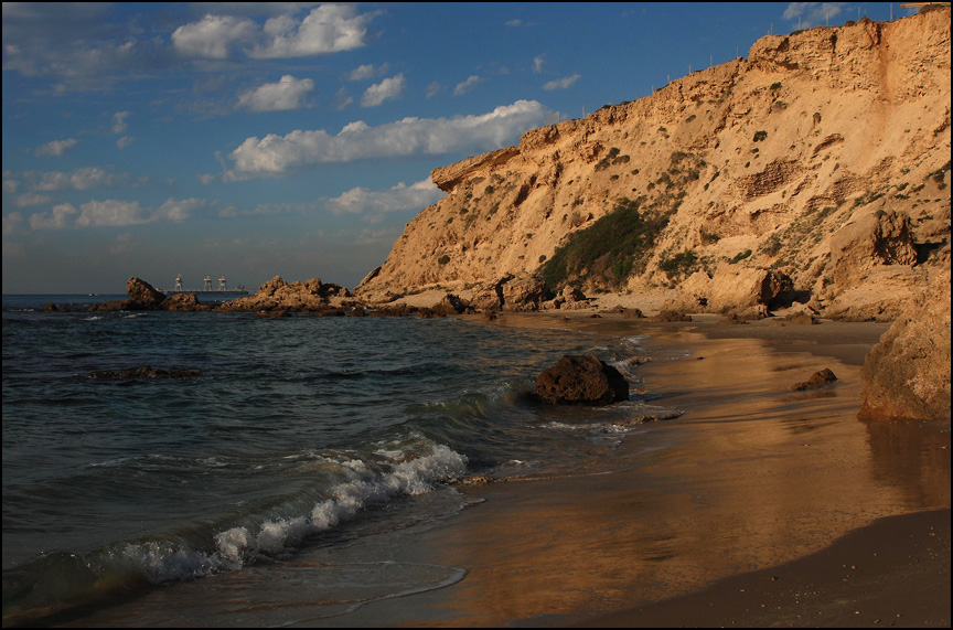 photo "Sand Mountain." tags: landscape, mountains, water